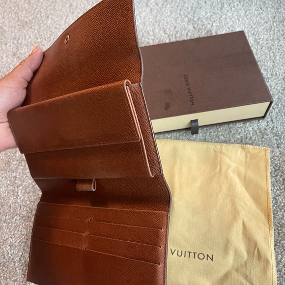 Authentic LOUIS VUITTON Monogram Porte Tresor International Trifold long wallet - Picture 4 of 14